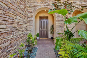 10403 Wellington Parc Drive, Wellington, FL 33449 - MLS#R11120854