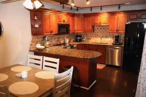 526 5th Terrace, Palm Beach Gardens, FL 33418 Sold 12/05/25