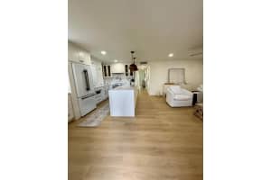 977 Normandy U, Delray Beach, FL 33484, Delray Beach, FL 33484 - MLS#R11120863