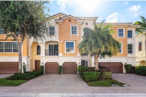 5580 Ne Trieste Way, Boca Raton