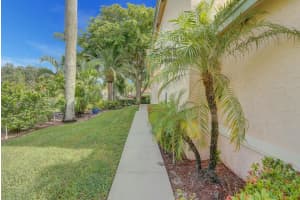 10673 Pelican Drive, Wellington, FL 33414 - MLS#R11120884