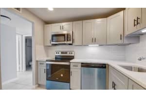 500 Executive Center Drive 5-a, West Palm Beach