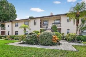 9268 Vista Del Lago D, Boca Raton
