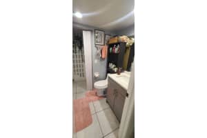 62 Lake Arbor Drive, Palm Springs, FL 33461 - MLS#R11120930