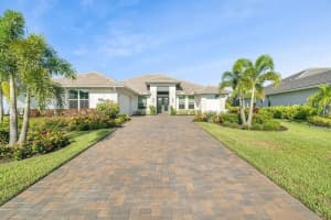 5610 Bent Pine Square, Vero Beach, FL 32967 - MLS#R11120937