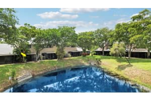 1945 Discovery Circle E, Deerfield Beach, FL 33442 - MLS#R11120955