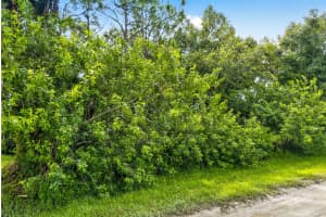 8156 101st Court, Vero Beach, FL 32967 - MLS#R11120979