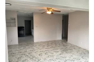 640 W 2nd Street, Riviera Beach, FL 33404 - MLS#R11120985