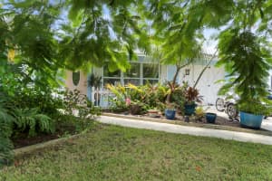 2545 1st Place N, Vero Beach, FL 32962 - MLS#R11120988