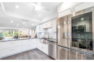 1814 Presidential Way 103, West Palm Beach, FL 33401 - MLS#R11121000