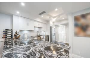 1814 Presidential Way 103, West Palm Beach, FL 33401 - MLS#R11121000