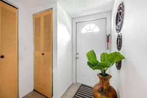 150 Lake Meryl Drive 143, West Palm Beach