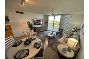 1551 N Flagler (Seasonal Or Annual) Drive 708, West Palm Beach, FL 33401 - MLS#R11121011