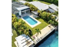 7610 Bayside Lane, Miami Beach, FL 33141 - MLS#R11121029