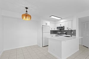 4695 E Lucerne Lakes Boulevard 103, Lake Worth, FL 33467 - MLS#R11121034
