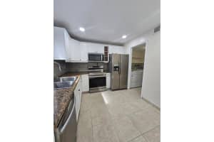 10710 La Placida Drive 6-5, Coral Springs