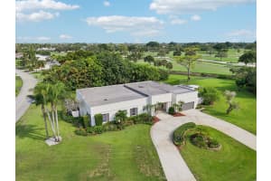 257 N Country Club Drive, Atlantis, FL 33462 - MLS#R11121076