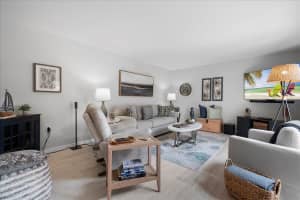 3250 Meridian Way S B, Palm Beach Gardens, FL 33410 Sold 10/09/25