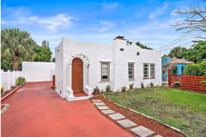 3210 Greenwood Avenue, West Palm Beach, FL 33407 - MLS#R11121201