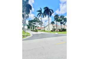 21583 Guadalajara Avenue, Boca Raton