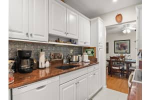 1702 Lakefront Boulevard B, Fort Pierce, FL 34950 - MLS#R11121229