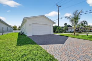 601 N Loxahatchee Drive, Jupiter, FL 33458 - MLS#R11121248