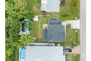 1524 SW Thelma Street, Palm City, FL 34990 - MLS#R11121256