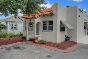 410 S Ocean Breeze, Lake Worth Beach, FL 33460 Sold 11/12/25