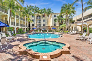 1405 Renaissance Way 405, Boynton Beach, FL 33426 - MLS#R11121302