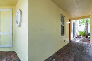 2558 Pineland Drive, Port Saint Lucie, FL 34952 - MLS#R11121319