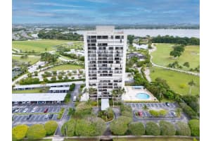 2400 Presidential Way, West Palm Beach, FL 33401 - MLS#R11121374