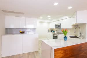 2400 Presidential Way, West Palm Beach, FL 33401 - MLS#R11121374