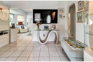 2711 Madison Street, Hollywood, FL 33020 Sold 11/04/25