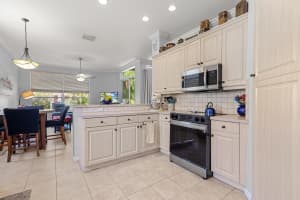 2111 2111 Bellcrest Ct, Royal Palm Court, Royal Palm Beach, FL 33411 - MLS#R11121396