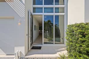 200 NE 7th Avenue 2, Delray Beach, FL 33483 - MLS#R11121421