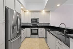 701 S Olive Avenue 818, West Palm Beach, FL 33401 - MLS#R11121431
