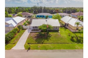 3709 SW Haines Street, Port Saint Lucie, FL 34953 - MLS#R11121440