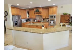 881 SE Saint Lucie Boulevard, Stuart, FL 34996 - MLS#R11121442