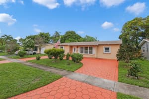 5946 NW 16th Court, Sunrise, FL 33313 - MLS#R11121448