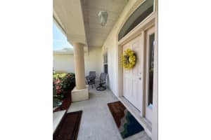 3620 2nd Street SW, Vero Beach, FL 32968 - MLS#R11121460