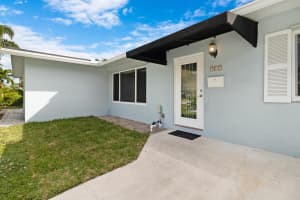 912 SE 8th Court, Deerfield Beach, FL 33441 - MLS#R11121469