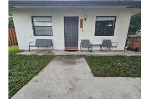 297 NW 1 Avenue NW, Deerfield Beach, FL 33441 - MLS#R11121495