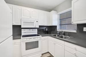 331 SW 8th Street 3-D-E, Boca Raton, FL 33432 - MLS#R11121497