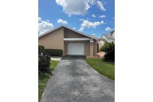 860 Nw 21st Way, Delray Beach