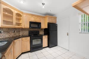 6300 S Falls Cir Drive 213, Lauderhill, FL 33319 - MLS#R11121520
