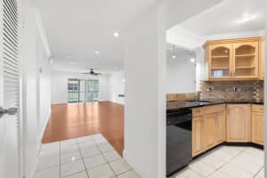 6300 S Falls Cir Drive 213, Lauderhill, FL 33319 - MLS#R11121520