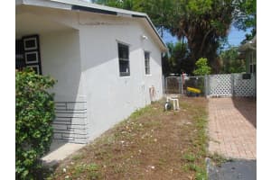 62 Andros Road, Palm Springs, FL 33461 - MLS#R11121530