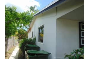 62 Andros Road, Palm Springs, FL 33461 - MLS#R11121530