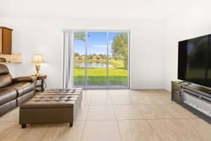 9070 Winterhaven Circle, Wellington, FL 33411 - MLS#R11121536