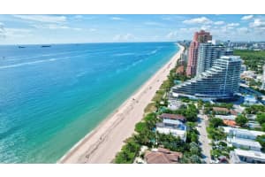 2400 NE 33rd Avenue 211, Fort Lauderdale, FL 33305 - MLS#R11121560